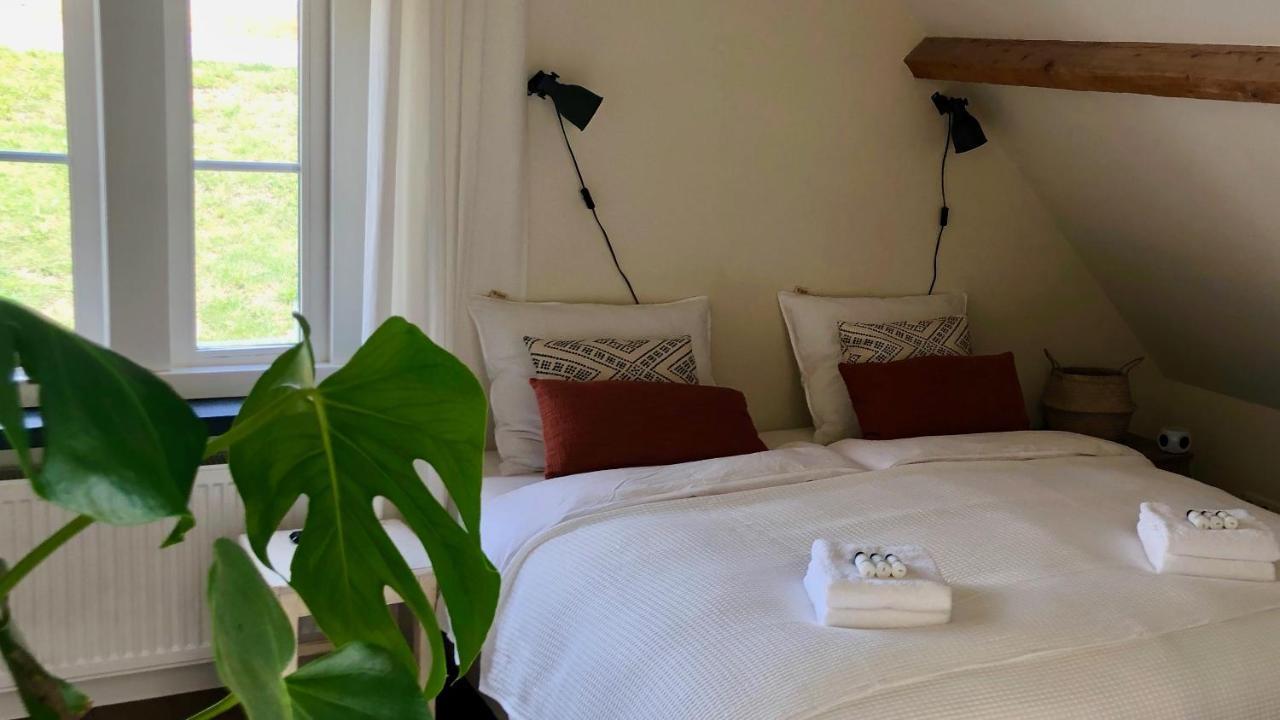 Bed and Breakfast Voorhuis Aan De Lek Nieuw-Lekkerland Экстерьер фото
