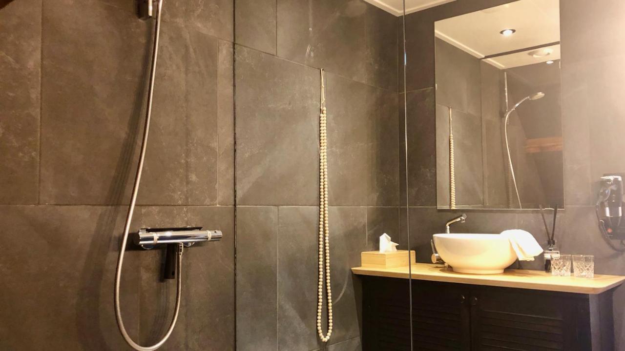 Bed and Breakfast Voorhuis Aan De Lek Nieuw-Lekkerland Экстерьер фото